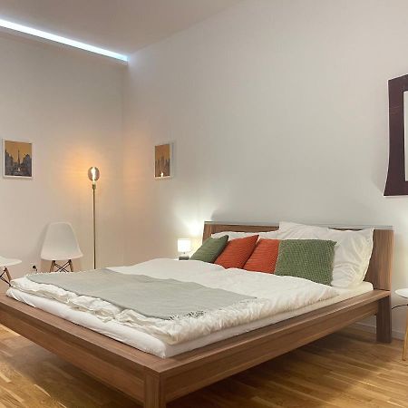 Big Apartment Вена Экстерьер фото