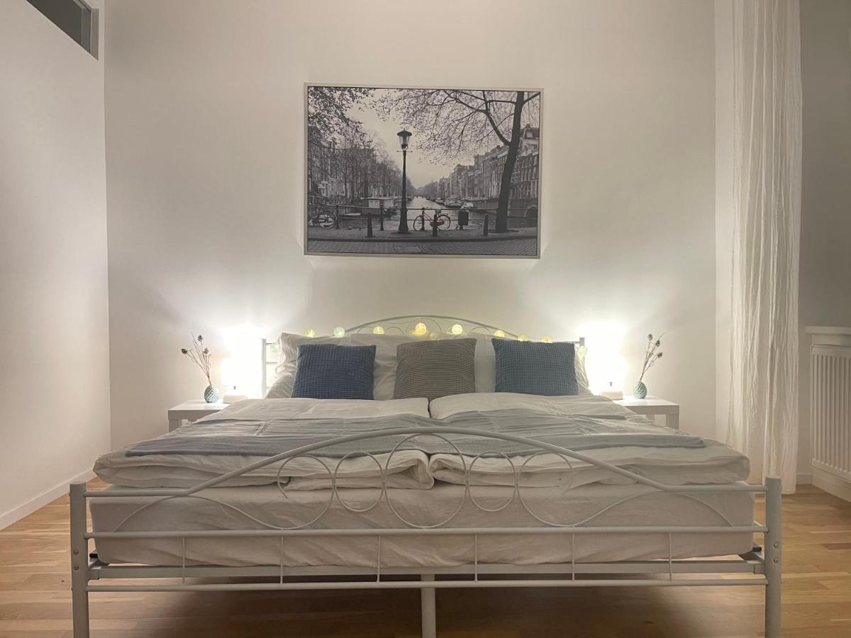 Big Apartment Вена Экстерьер фото